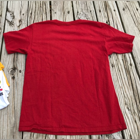 2/$10 Mens M Red CHEEZ IT Kellogg’s Graphic Logo Tshirt Tee Merch Favorite Snack - Picture 5 of 5